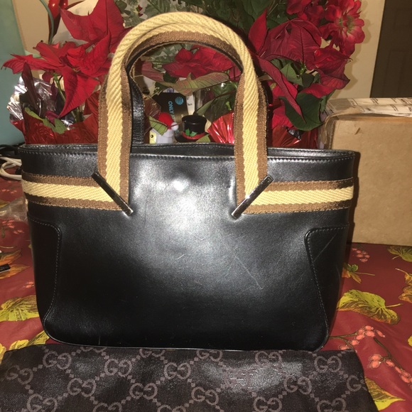 SOLD Authentic Gucci Tote - Picture 3 of 7